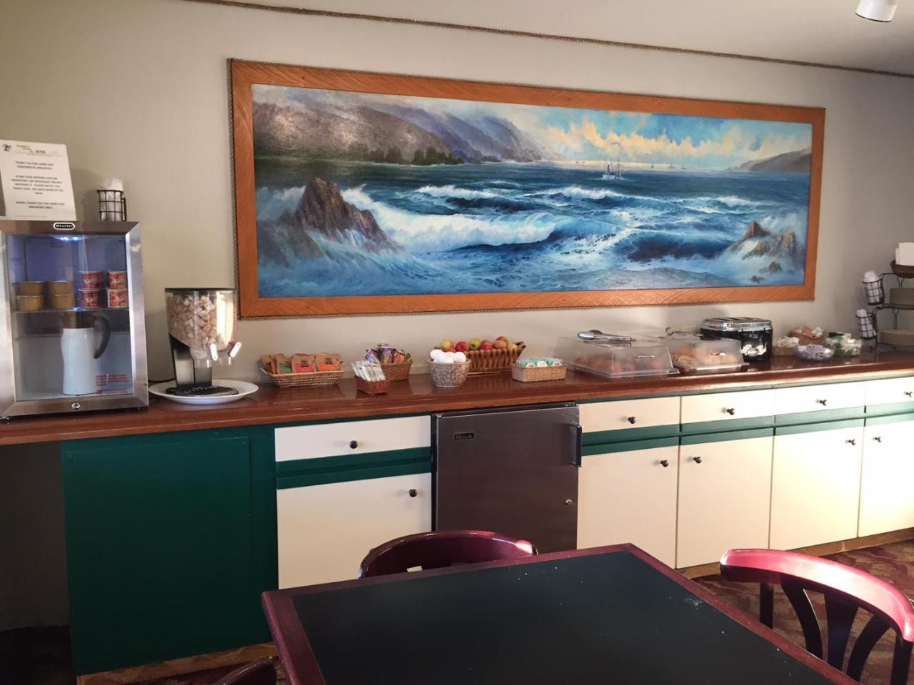 Captain'S Choice Motel Haines 外观 照片